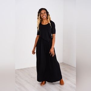 Latched Mama Front Knot Nursing Maxi Dress Black Small